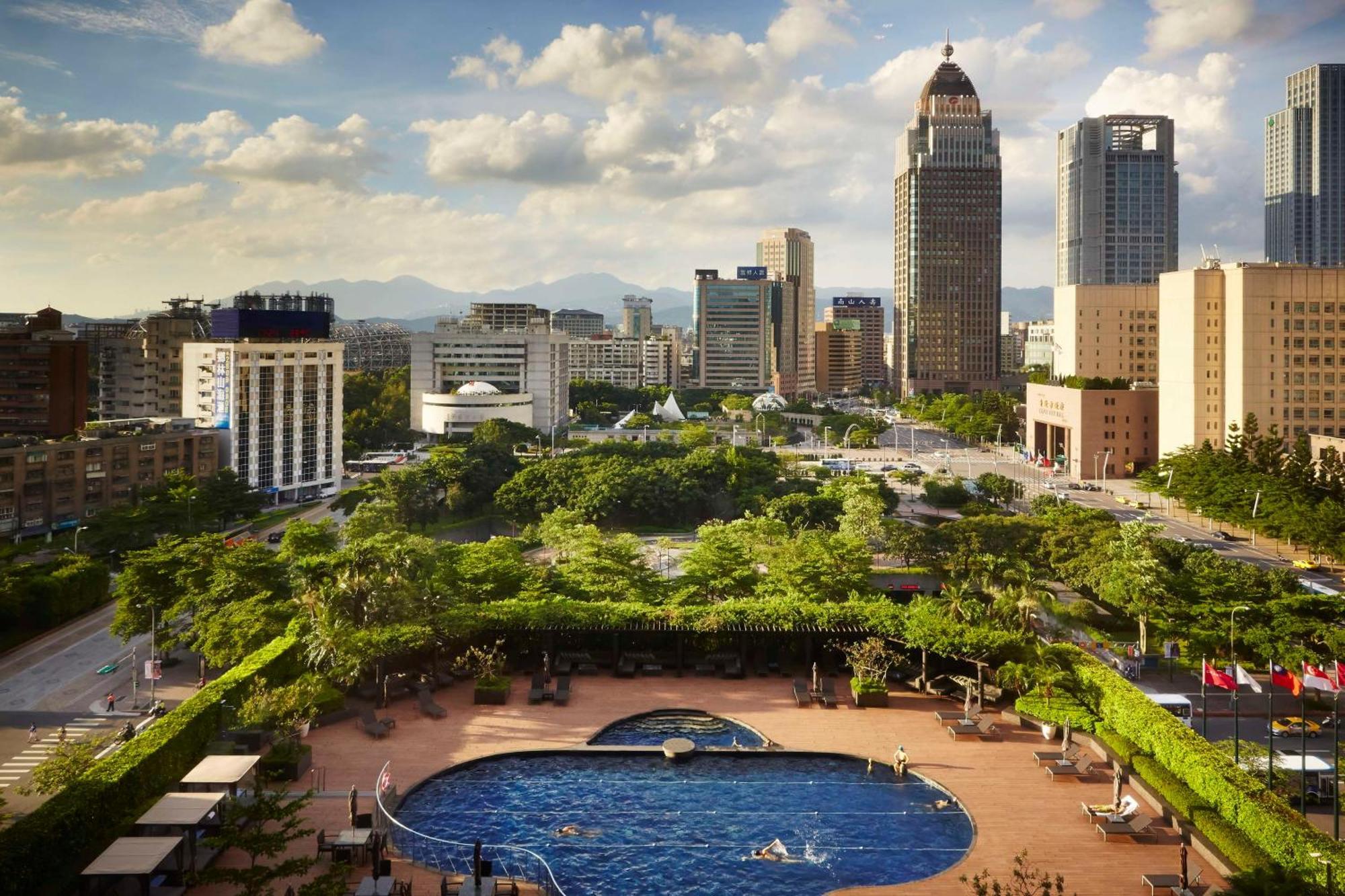 Grand Hyatt Khách sạn